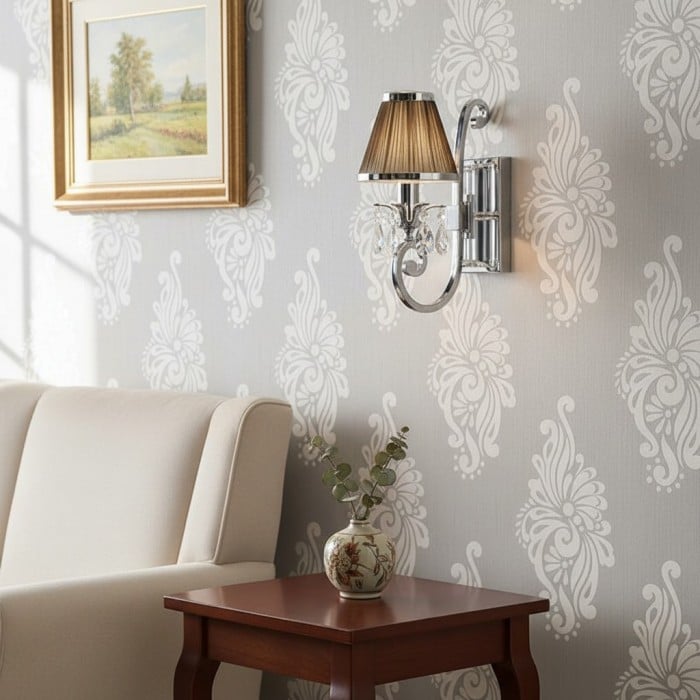 Applique da parete in cristallo di lusso Talonis - Struttura con finitura cromata per camere da letto e arredamento per la casa