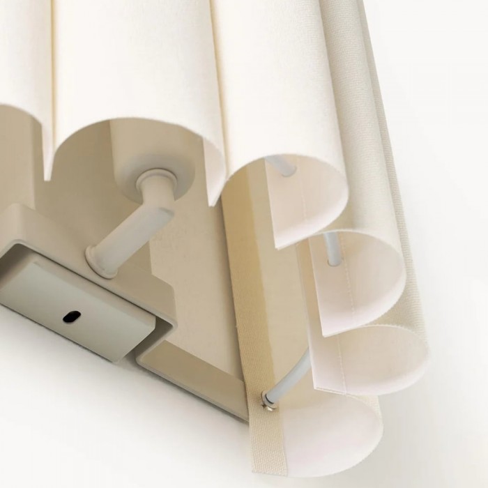 Applique da parete Velura Linen Fold - Tessuto con design plissettato morbido, illuminazione ambientale per camera da letto o