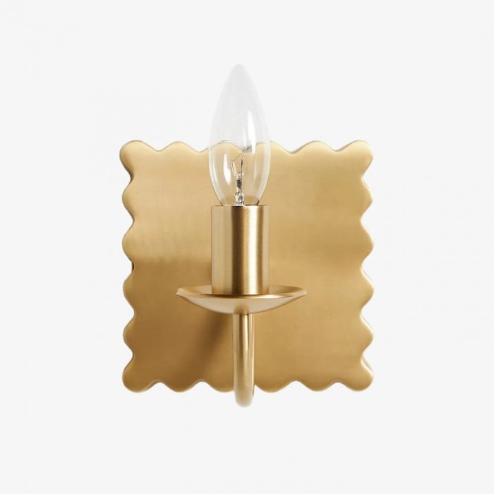 Modo Decorative Wall Light - Modern Wavy Metal Wall Sconce for Bedrooms and Hallways HL1890