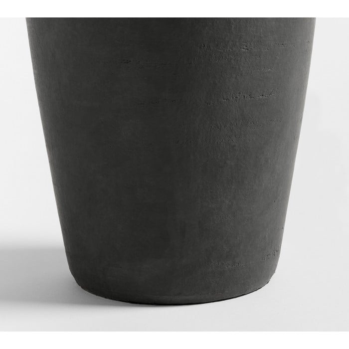 Lámpara de mesa Ceruna con base de cerámica texturizada y brillo suave para mesita de noche de dormitorio HL2385