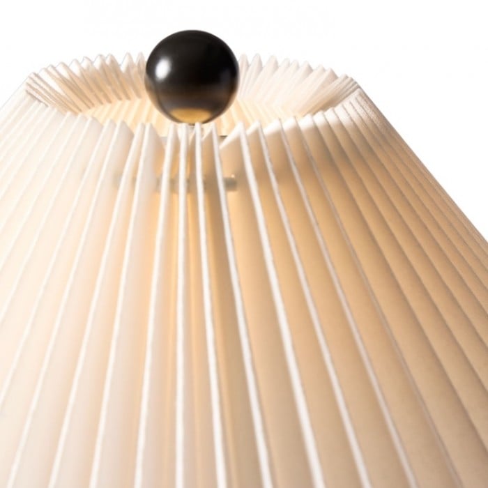 Ceruna Bordlampa i vintagestil - Metallskärm för studier och lounge HL2293