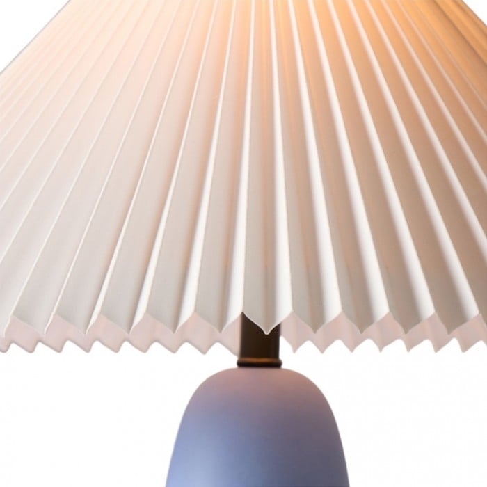 Ceruna Bordlampa i vintagestil - Metallskärm för studier och lounge HL2293