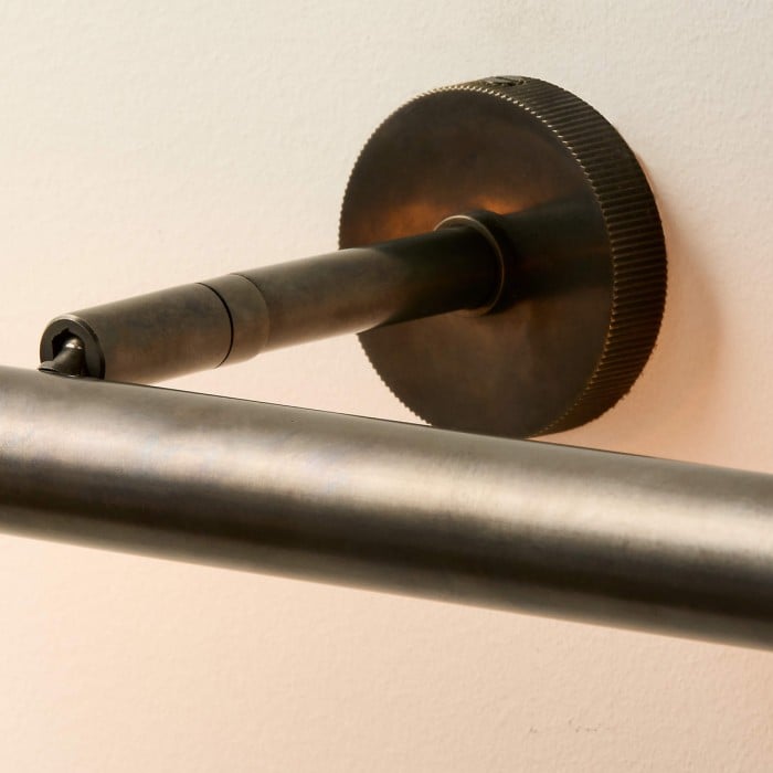 Lampa ścienna Aurix Art Light – postarzana lampa do podświetlania płócien HL2377