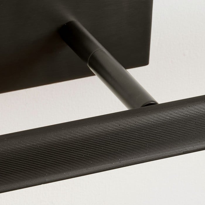 Zorv Sleek Picture Light - Applique da parete con struttura in metallo scanalato per esposizione di opere d'arte o foto HL1933