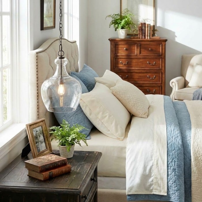 Suspension Lirra en verre soufflé à la main – Style industriel pour salons et entrées HL2429