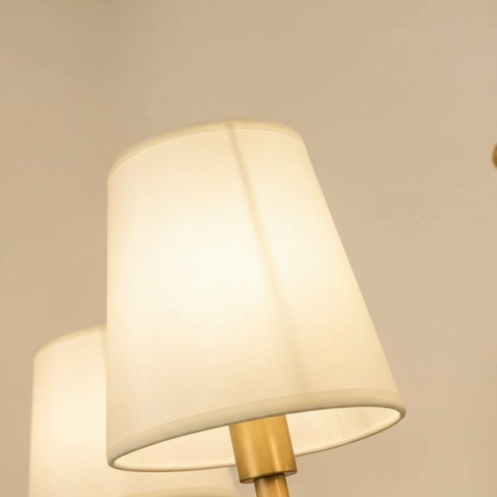 Altoris Serie Kroonluchter met Stoffen Lampenkappen - Messing Keramische Kroonluchter voor Woonkamer HL2479