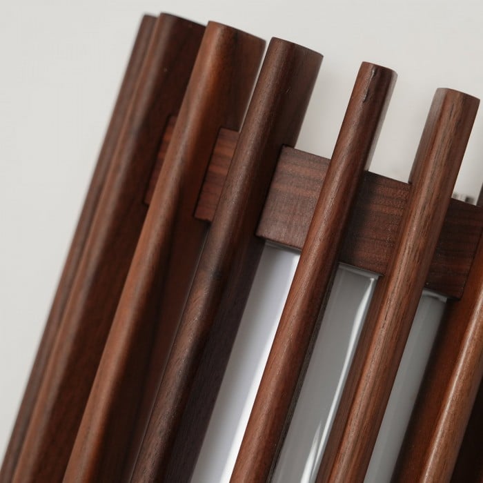 Boskelux Walnut Wandlamp - Gebogen Achterplaat en Diffuus Licht voor Woonkamers of Hales HL2456