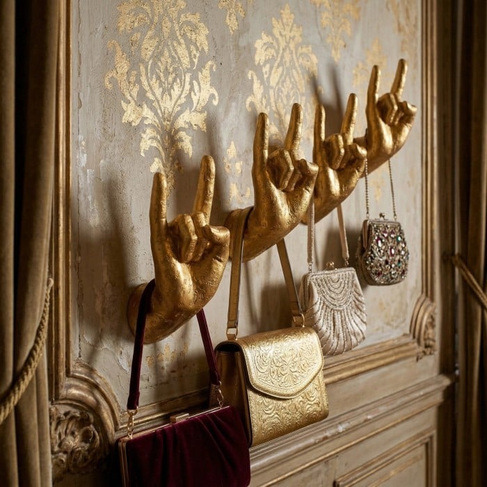 Zestaw Kickra Rock On Wall Hands Gold – dekoracyjne akcenty ścienne do nowoczesnych wnętrz HL2525