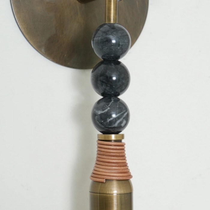 Lámpara de pared contemporánea Dotmelle - Aplique de pared artístico de mármol y latón para dormitorio o recibidor HL2540