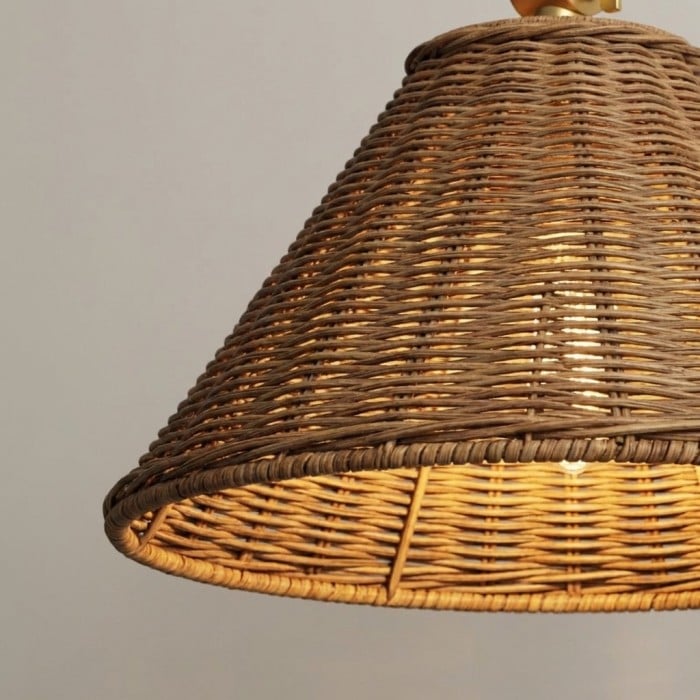 Aplique de pared de ratán con brazo oscilante Welanery - Lámpara de estilo rústico para lectura junto a la cama HL2535