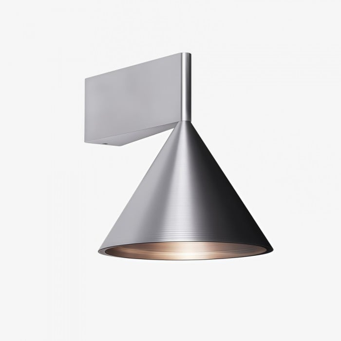 Lámpara de pared cónica de metal Metorq - Iluminación decorativa minimalista de diseño geométrico para pasillo HL2550