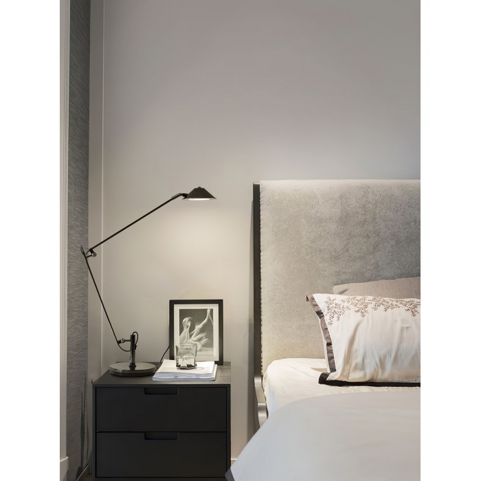 Verstelbare zwarte bureaulamp HL2925