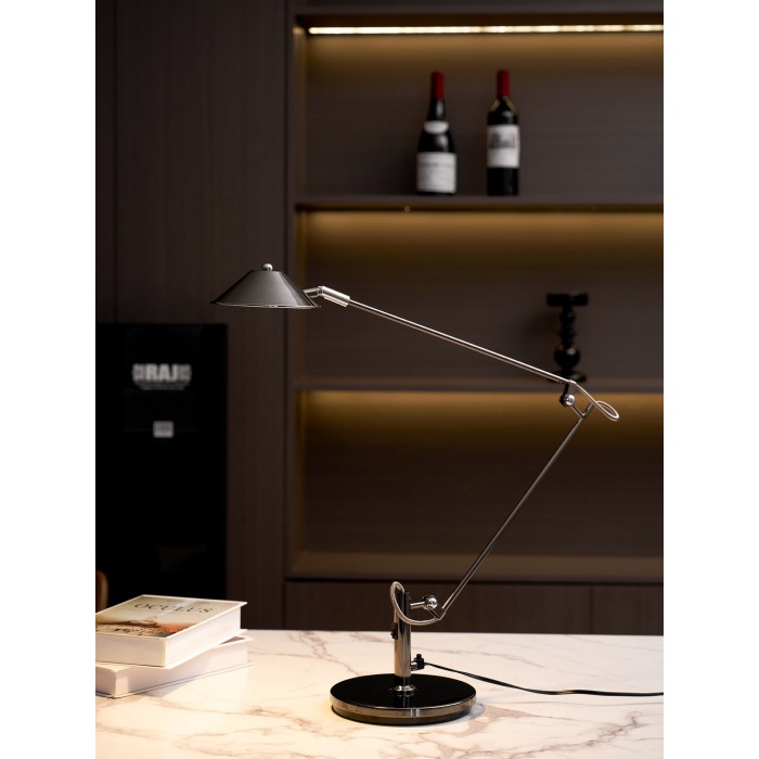 Verstelbare zwarte bureaulamp HL2925