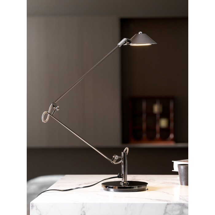 Verstelbare zwarte bureaulamp HL2925