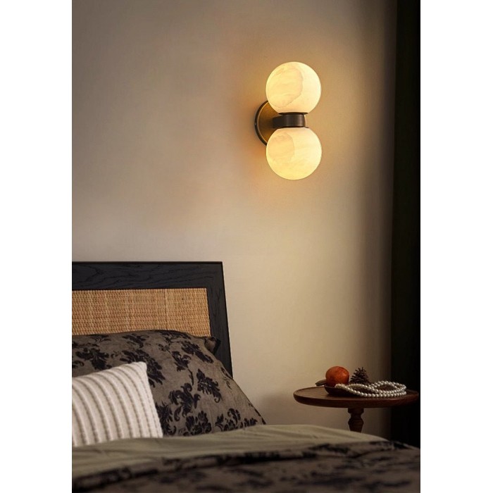 Applique da parete Celestia Orb in alabastro HL2943