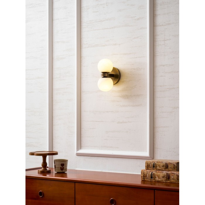 Applique da parete Celestia Orb in alabastro HL2943