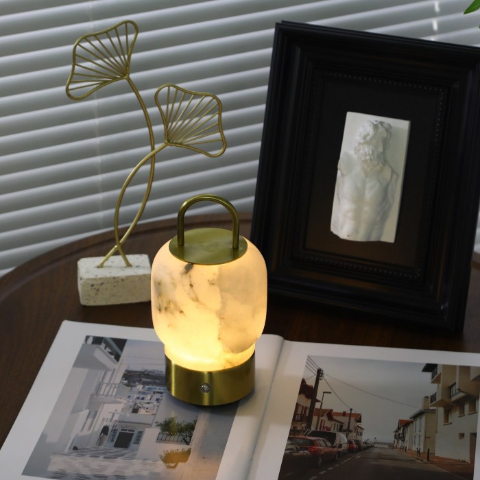 Lámpara de mesa portátil recargable Alabaster HL2950