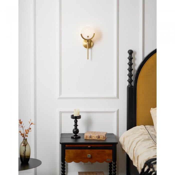 Ava Brass Alabaster Wall Lamp HL2941