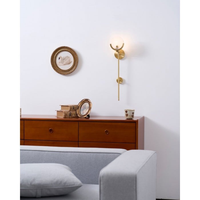 Ava Brass Alabaster Wall Lamp HL2941