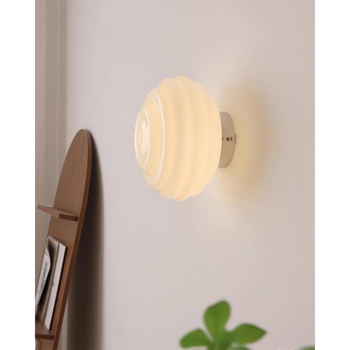 Beverly Wall Light HL2571