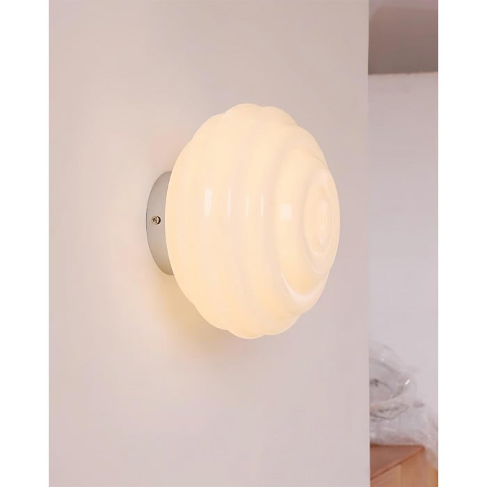 Beverly Wall Light HL2571