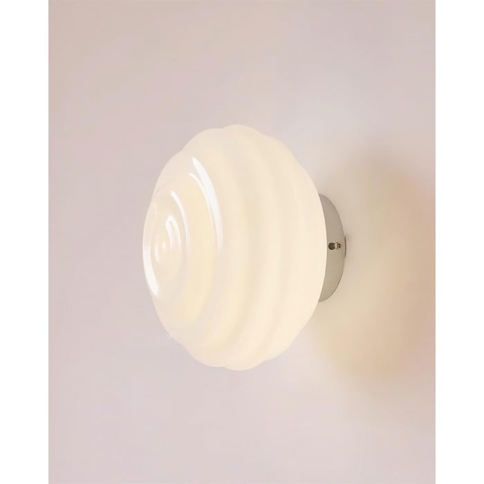 Beverly Wall Light HL2571