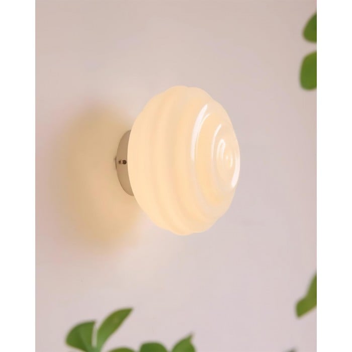 Beverly Wall Light HL2571