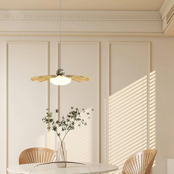 Blooming Flower Pendant Light HL2907
