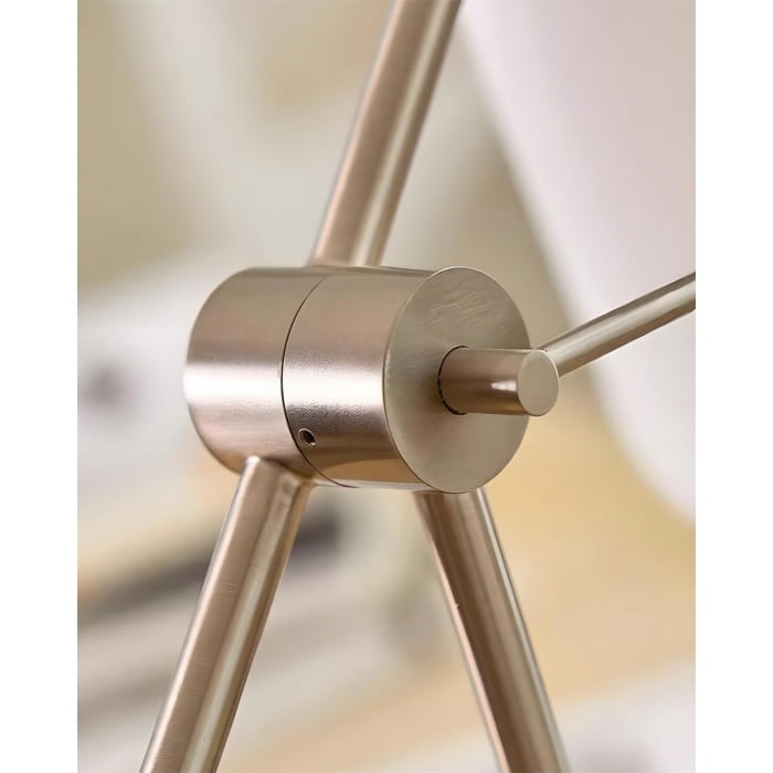 Tavian tafellamp HL2902