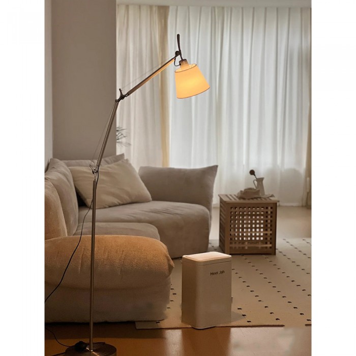 Velthea Stehlampe HL3266