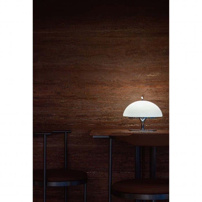 Tischleuchte mit Barettmotiv (eingebauter Akku) HL3263