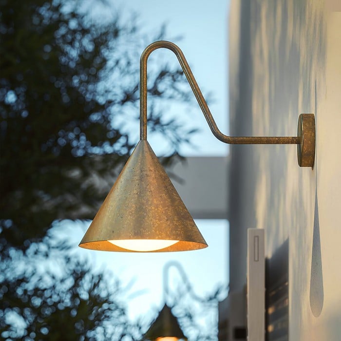 Kegelvormige wandlamp HL3307