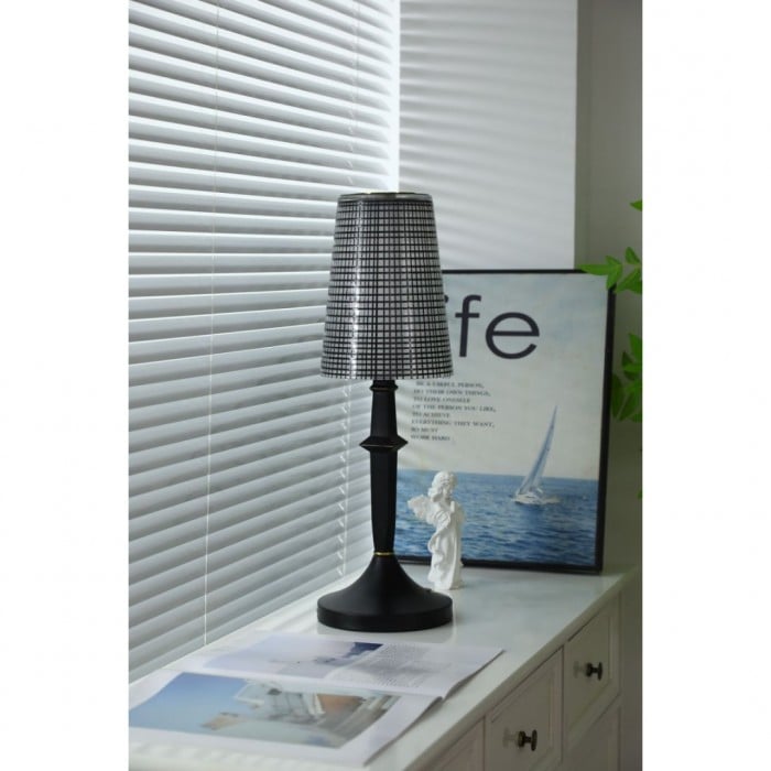 Devon svart bordslampa (inbyggt batteri) HL3262