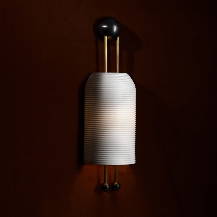 Wandlamp met glazen lantaarn HL3031