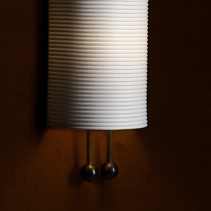 Wandlamp met glazen lantaarn HL3031