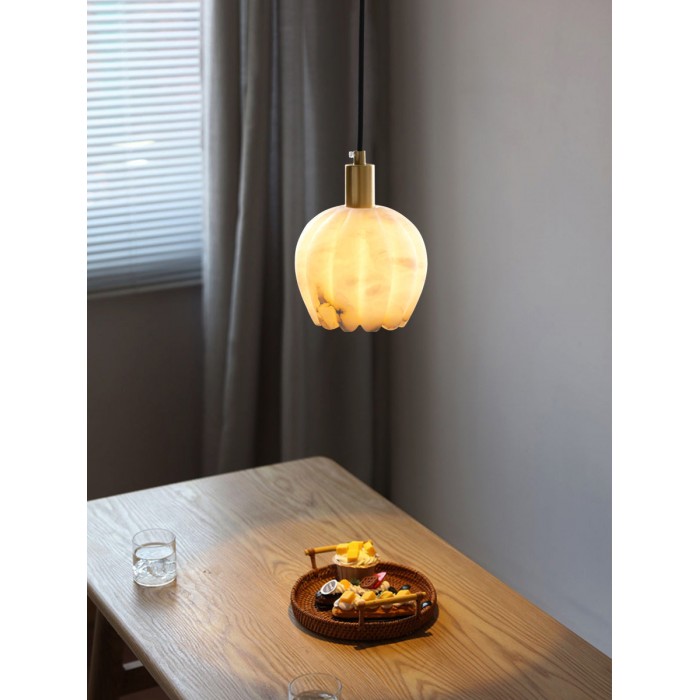 Lilin Alabaster Pendant Light HL2977