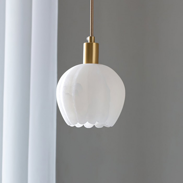 Lilin Alabaster Pendant Light HL2977
