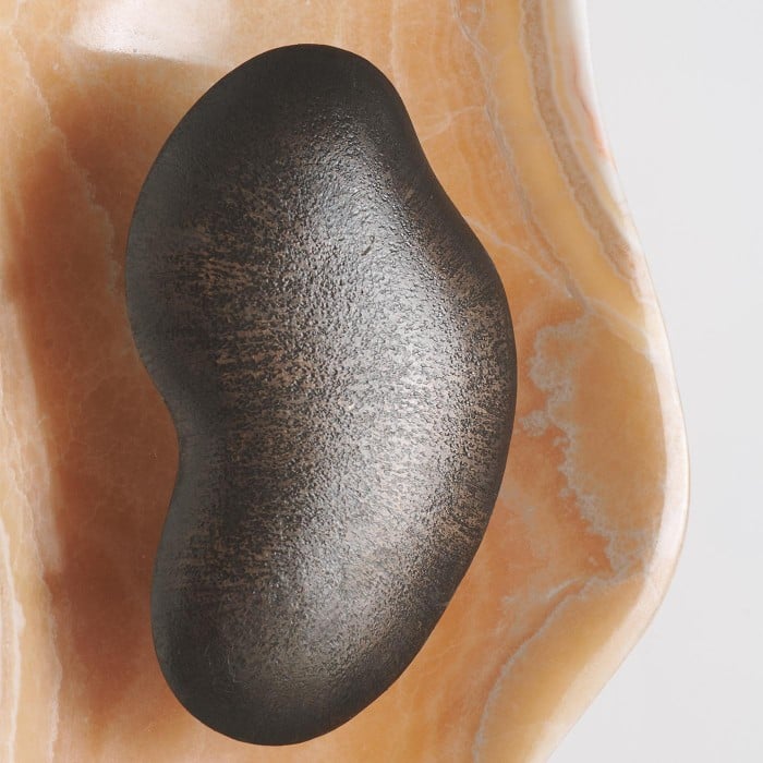 Wandlamp van gehamerd oesterkleurig onyx HL3278