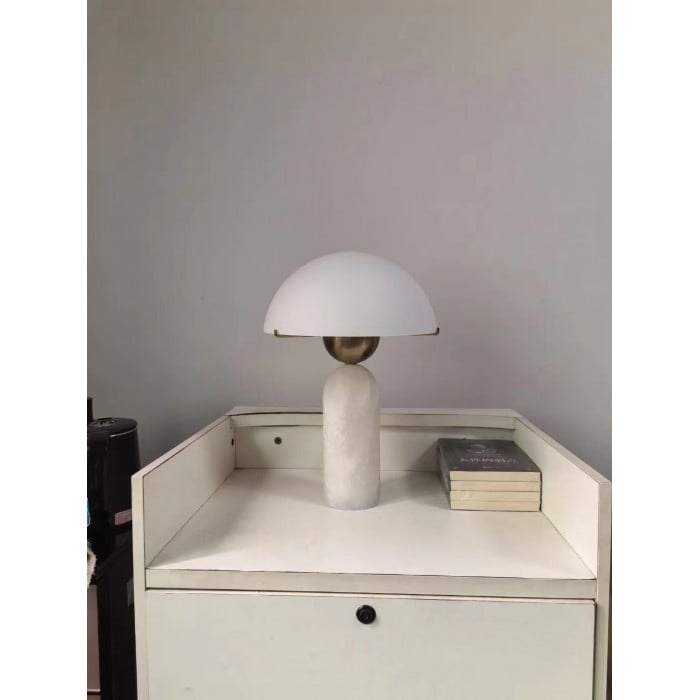 Peono Alabaster Bordslampa HL2993