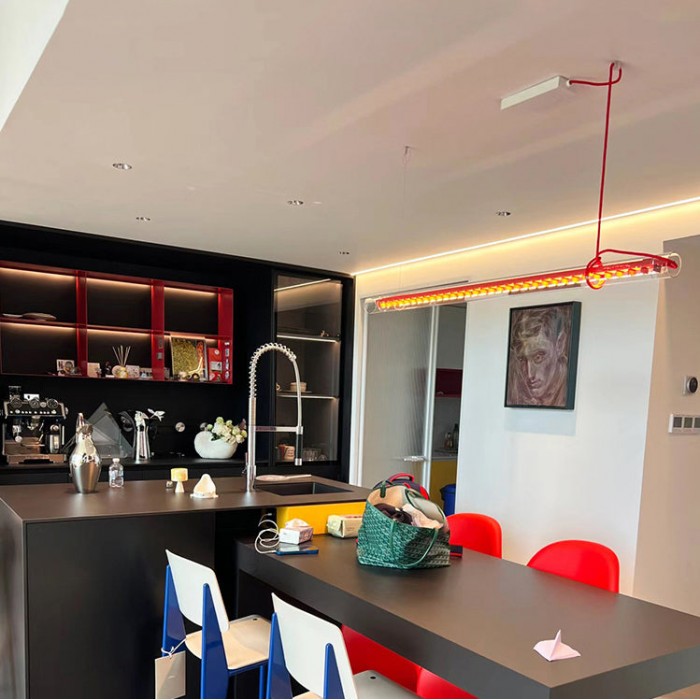 Röhrenförmige lineare LED-Pendelleuchte HL3249