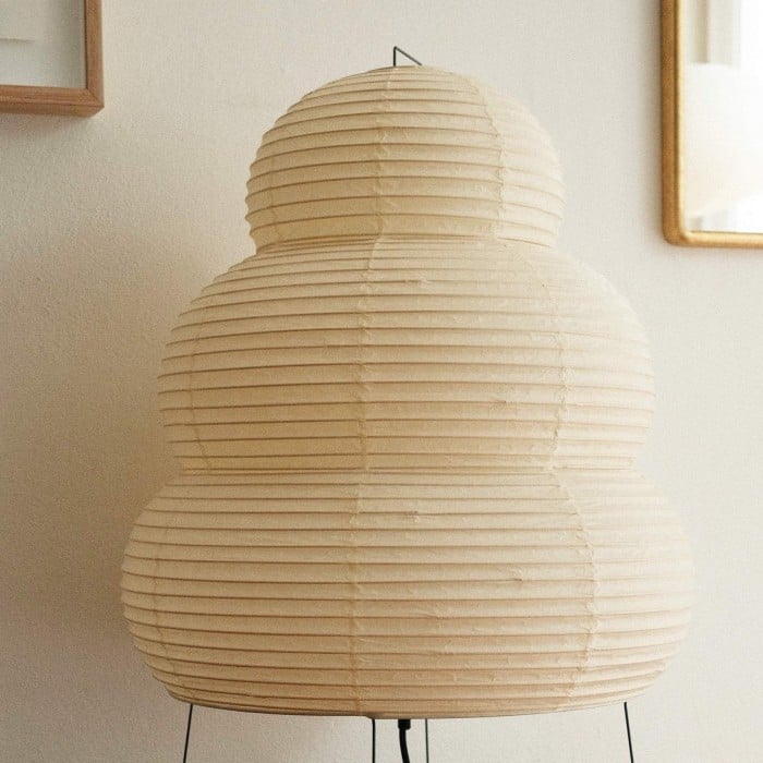 Japanische Wabi-Sabi-Tischleuchte aus weißem Reispapier HL3328