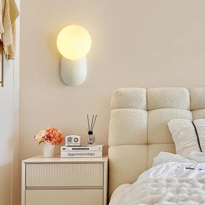 Luma Nordic glazen bolvormige wandlamp HL3337