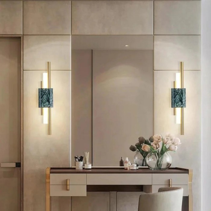 Refined Radiance Marble Accents Wall Light HL3340