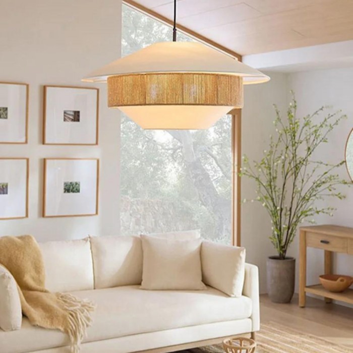 Die Pendelleuchte „Aura of the Castle“ HL3407