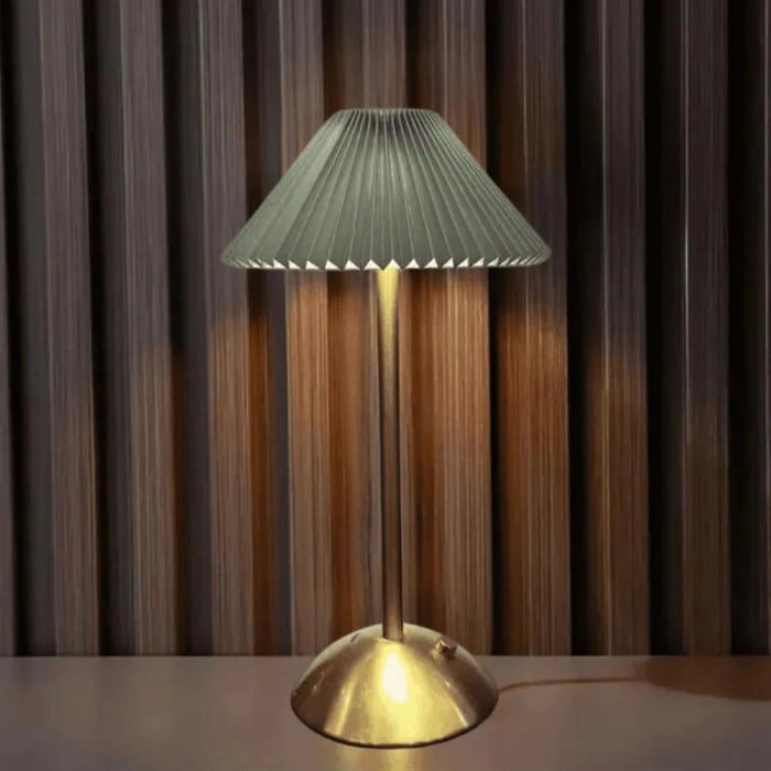 Die kabellose Tischleuchte Freedom Radiance HL3398