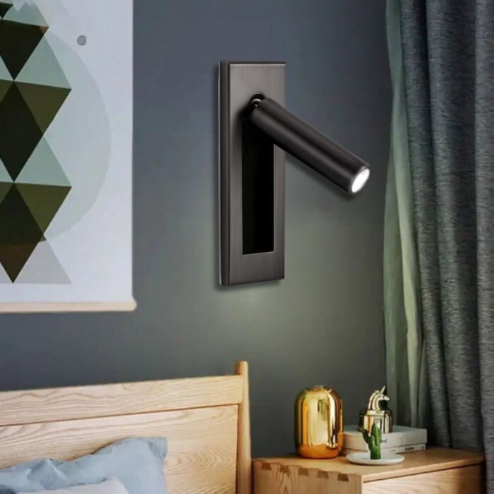 The Modern Square Wall Light HL3343