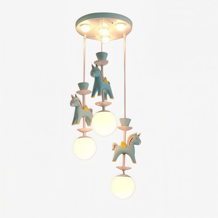 Ljuskrona i flickornas sovrum