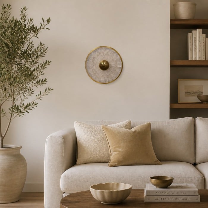Shellure Nordic Shell Wall Lamp - Elegant Patterned Light for Living Room HL3559