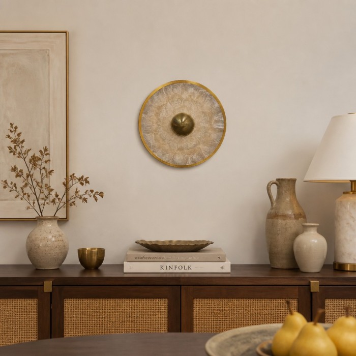 Shellure Nordic Shell Wall Lamp - Elegant Patterned Light for Living Room HL3559