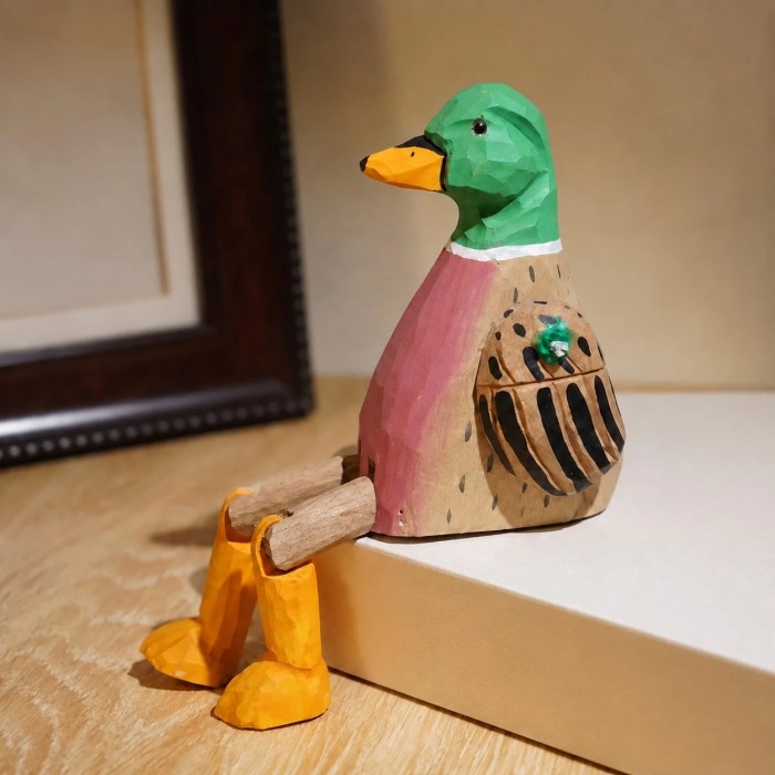 Handgeschnitzte Tierfiguren aus Holz mit baumelnden Beinen HL4129